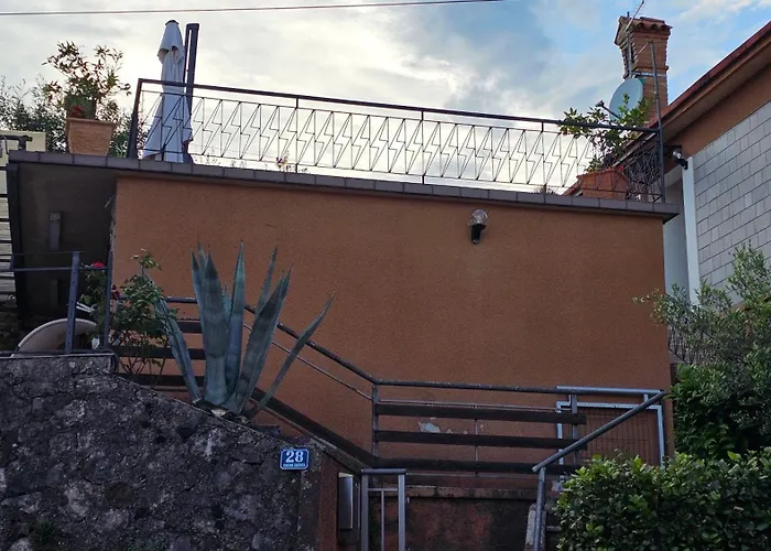 Elvira Daire Opatija