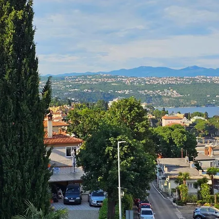 Lägenhet Elvira Opatija